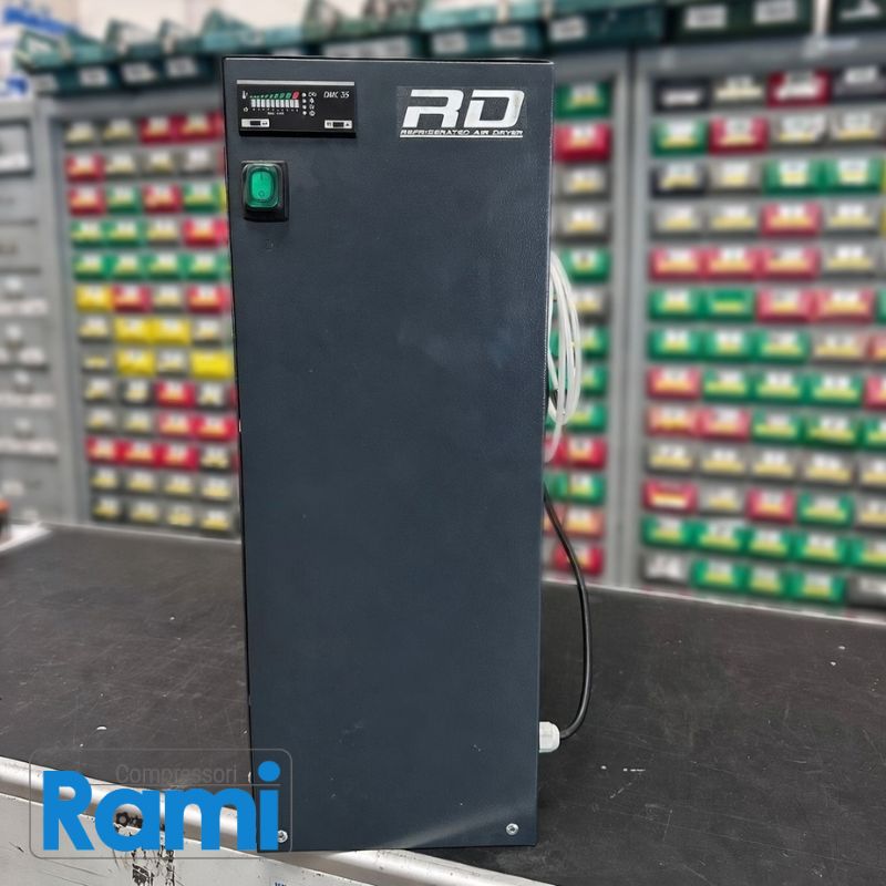 Essiccatore FSN RD30/AC usato garantito – 14bar, refrigerante R134A foto frontale