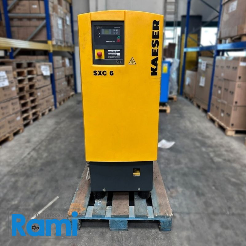 Compressore a vite Kaeser SXC6 usato garantito – 11bar, 4kW - foto frontale